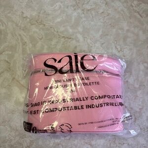 Saie Mini Vanity Case (light pink)